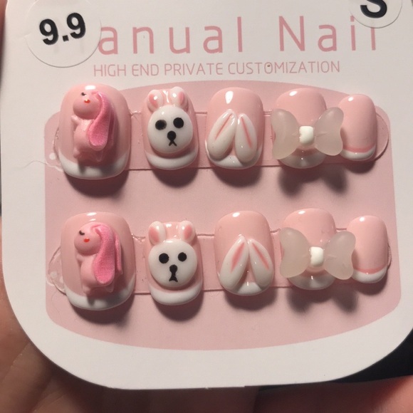 Hand-made press-on nail (brand new, size small) - Picture 1 of 2